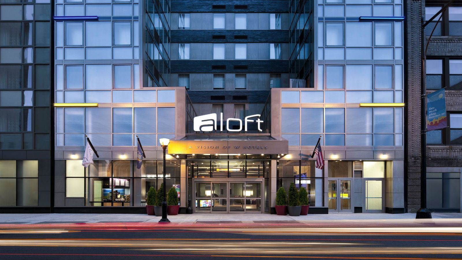 aloft hotel brooklyn new york